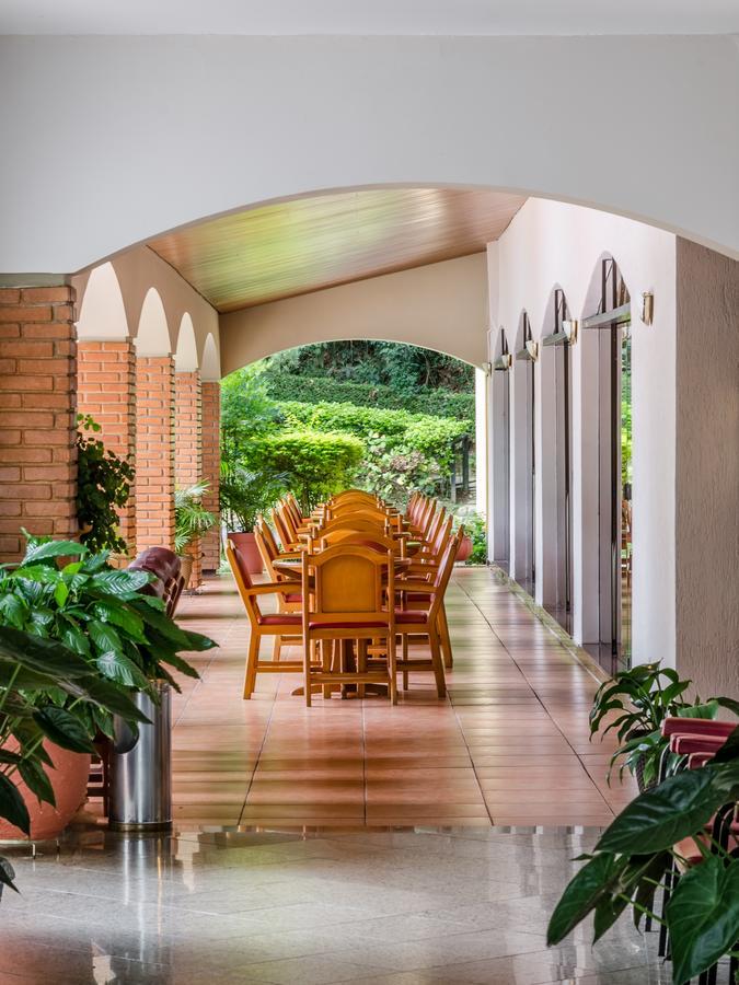 Hotel Recanto das Hortênsias Passa Quatro Exterior foto